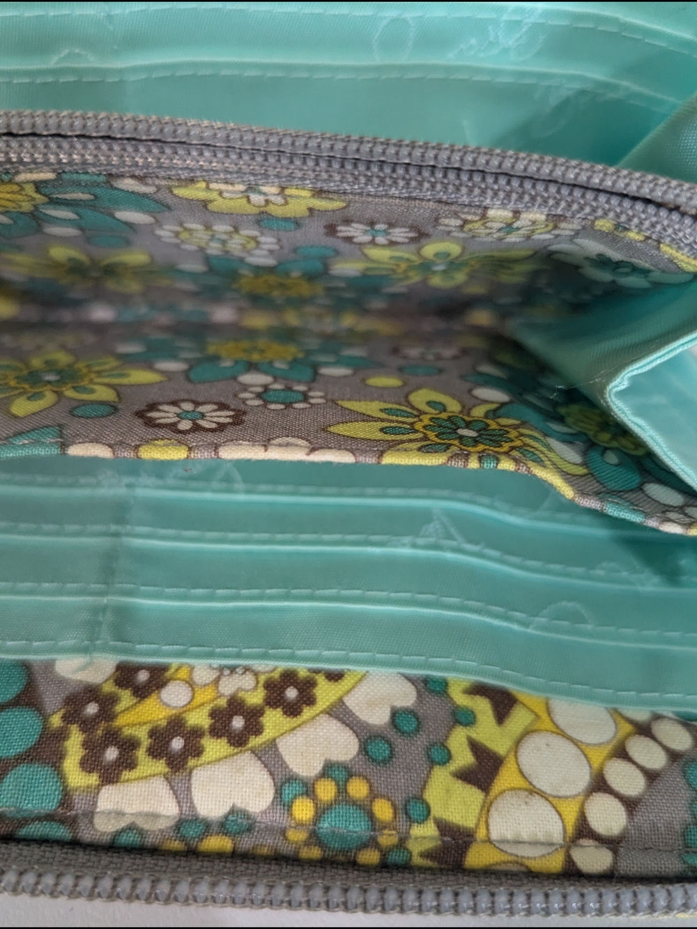 Vera Bradley Zip Around Wallet Paisley Floral Quilted Cotton Gray Yellow Blue - Picture 12 of 13
